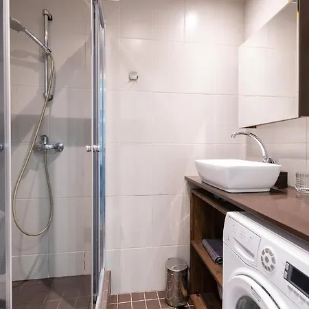 Cozy Stylish With Free Parking By Centralapartments 탈린